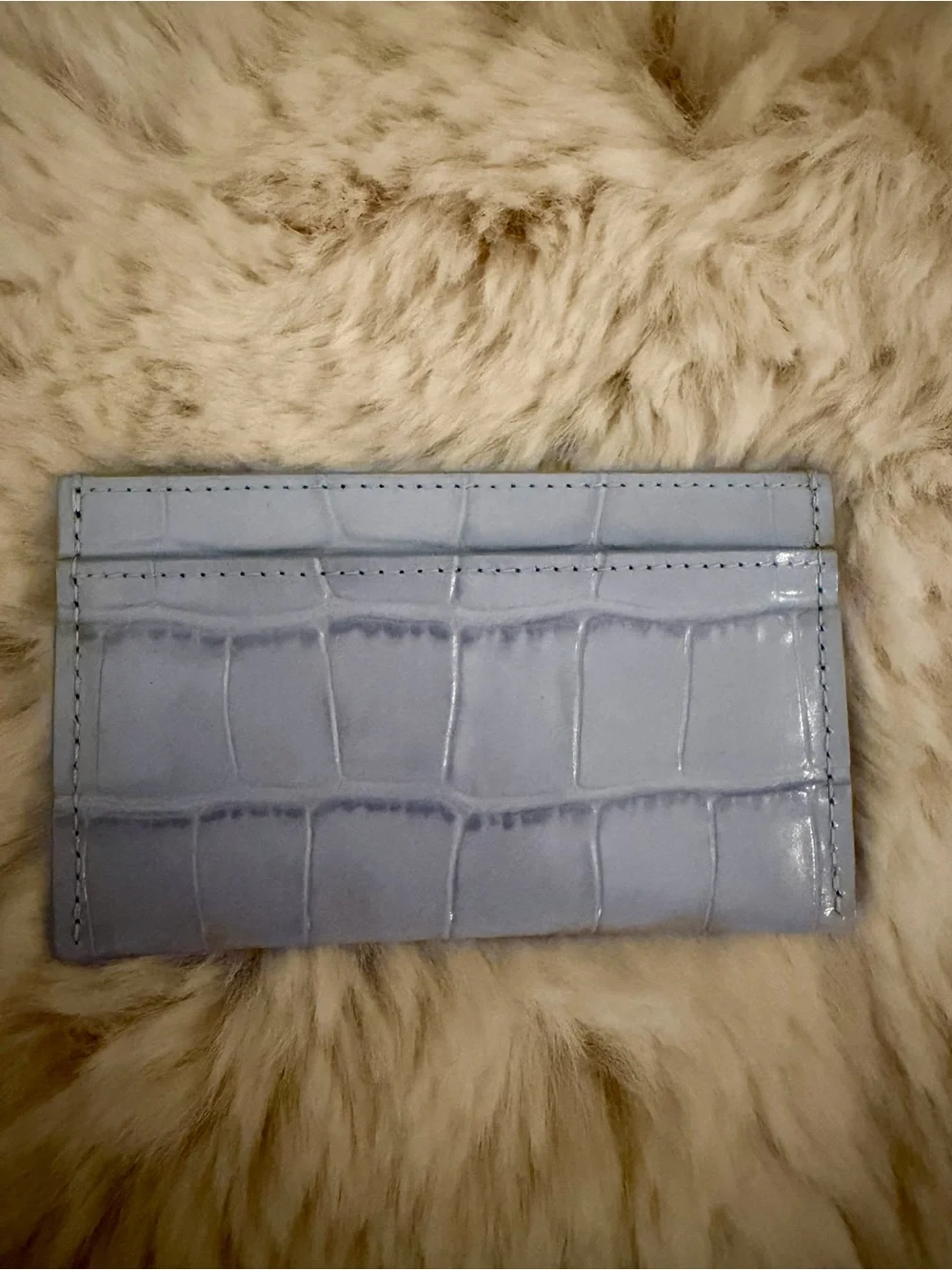 Chanel 26B Light Blue Croc Embossed Leather Cardholder with gold hardware - Picture 2 of 7